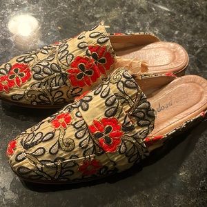 FREE PEOPLE AT EASE EMBROIDERED MULES